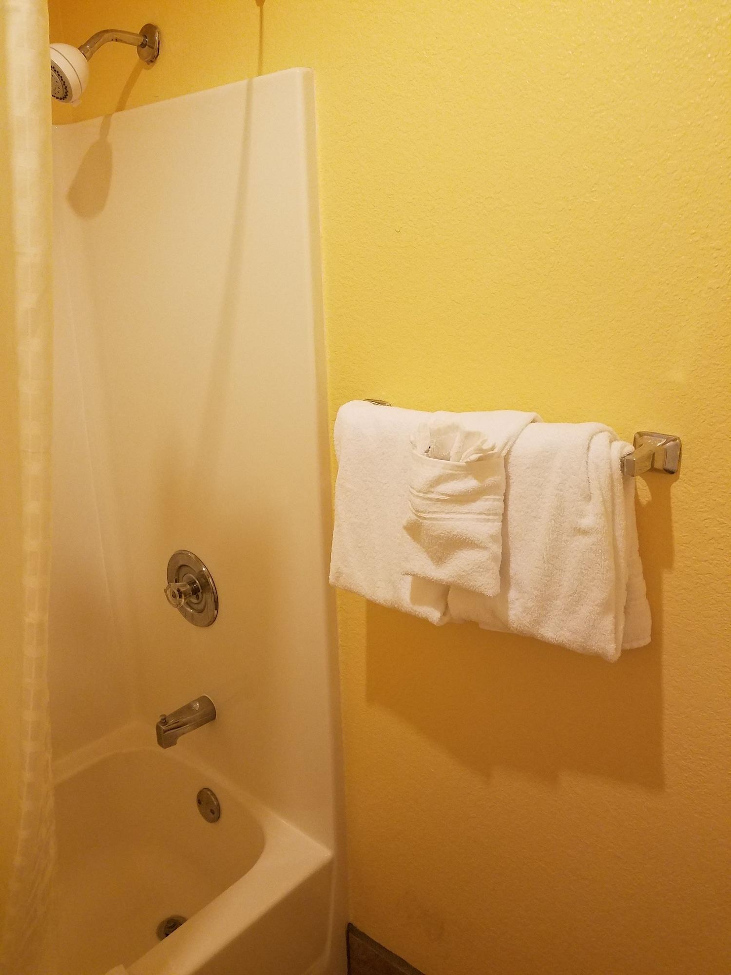 Travelodge By Wyndham Wenatchee Bagian luar foto