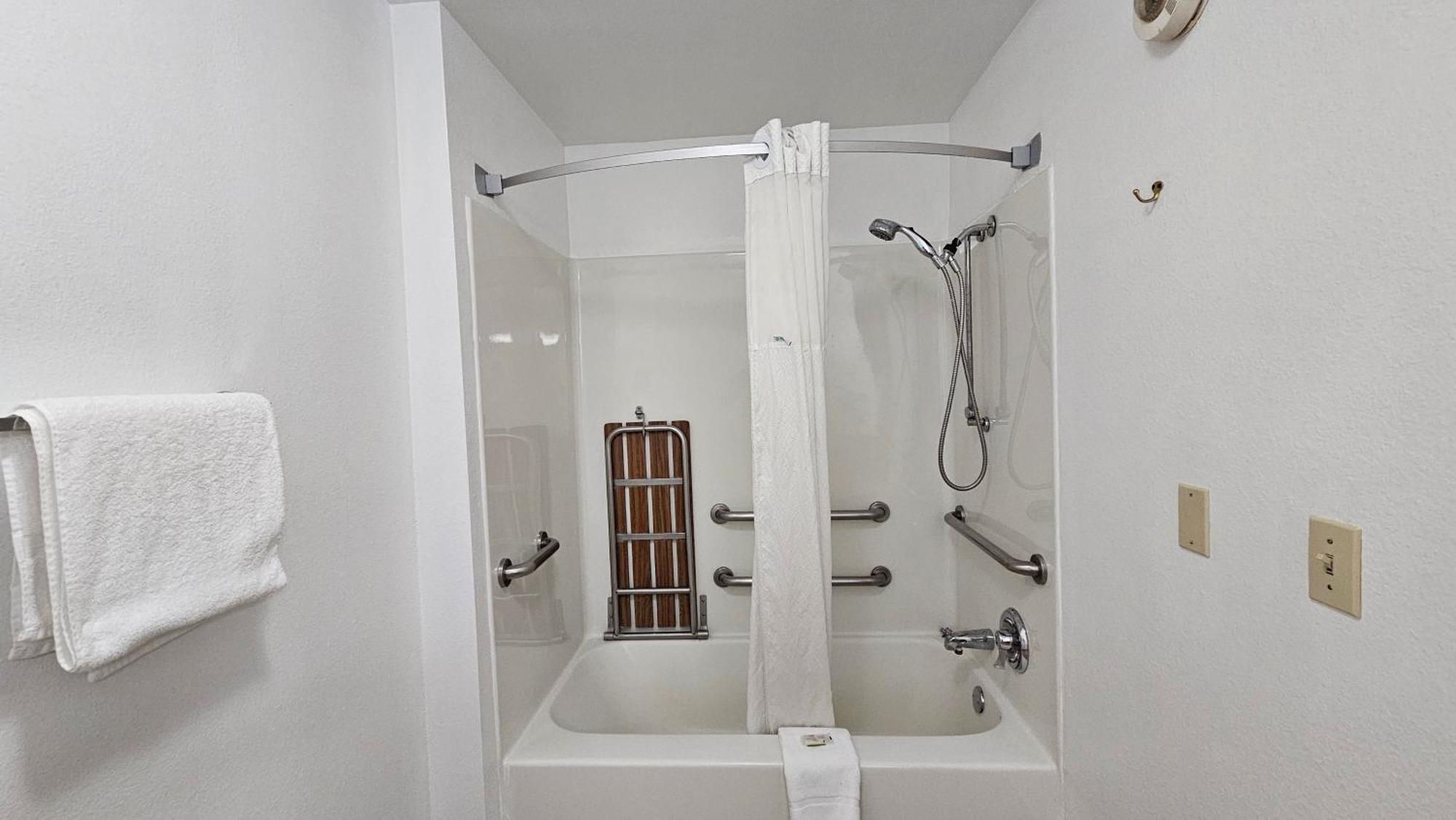 Travelodge By Wyndham Wenatchee Bagian luar foto