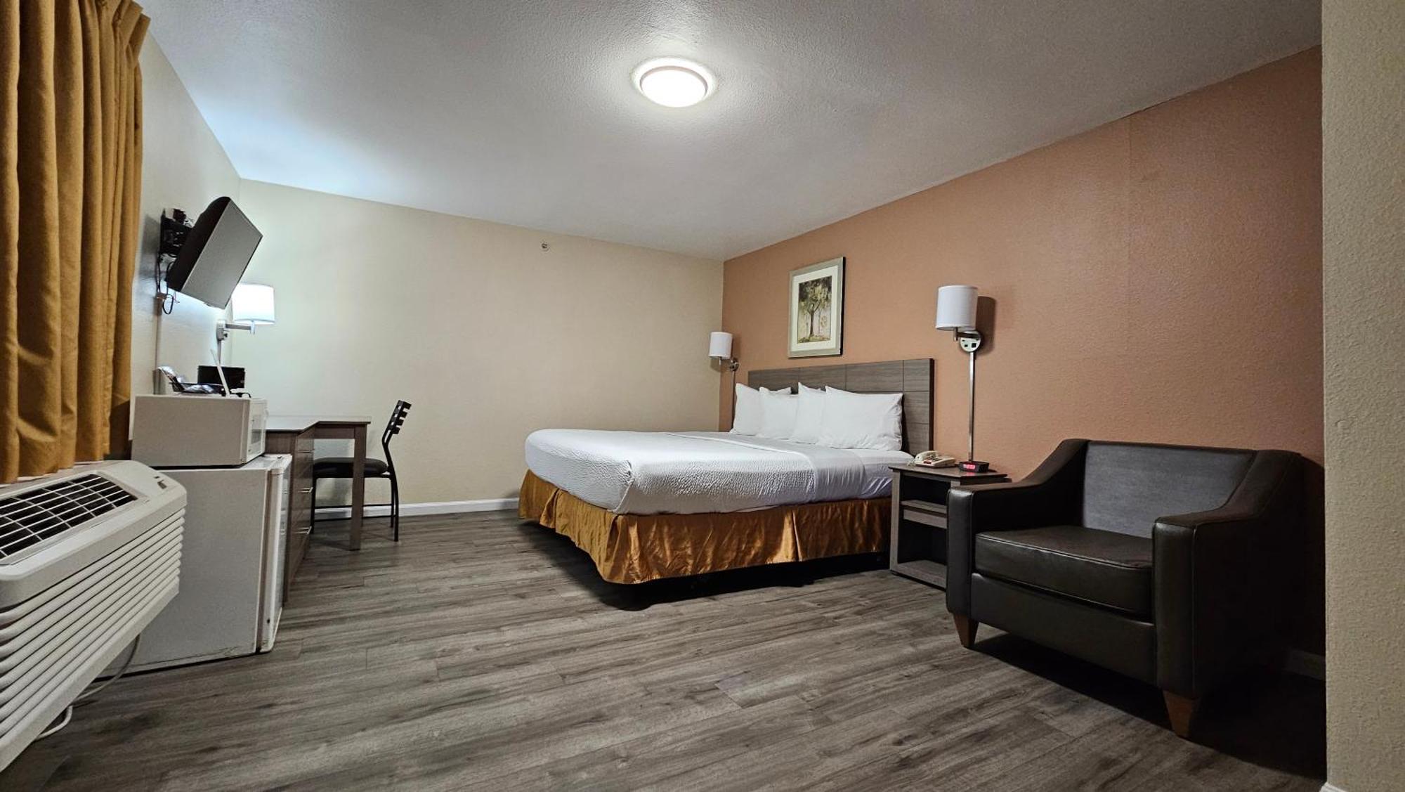 Travelodge By Wyndham Wenatchee Bagian luar foto